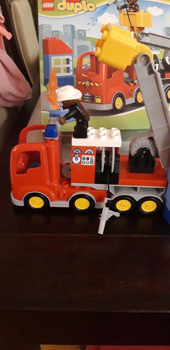 Lego Duplo 10592 wóz strażacki
