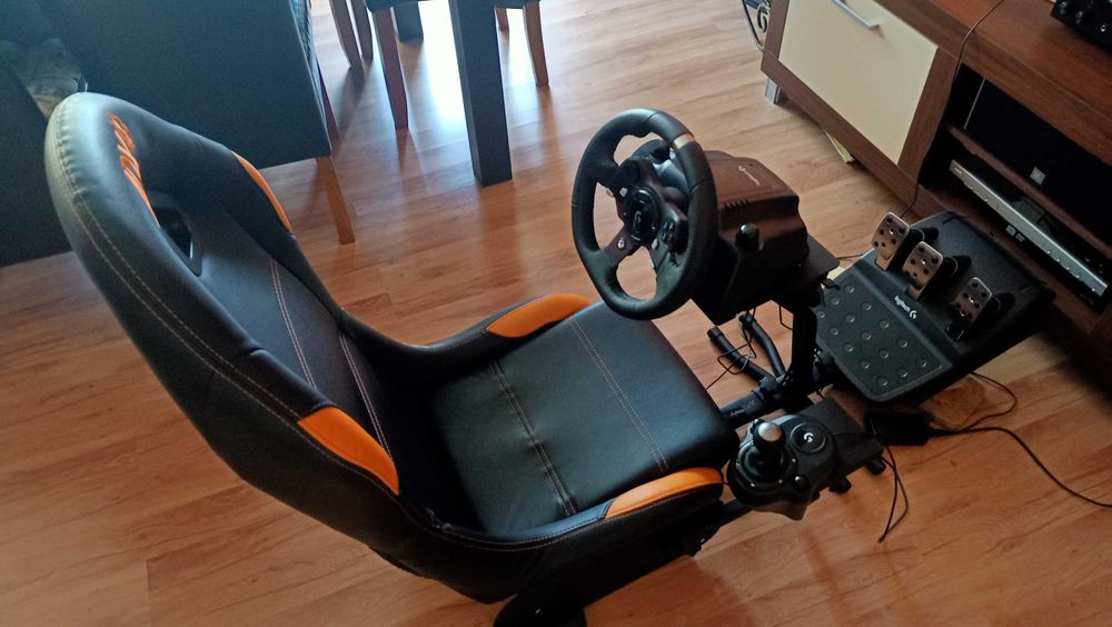 kierownica Logitech G920 Xbox + fotel ADX