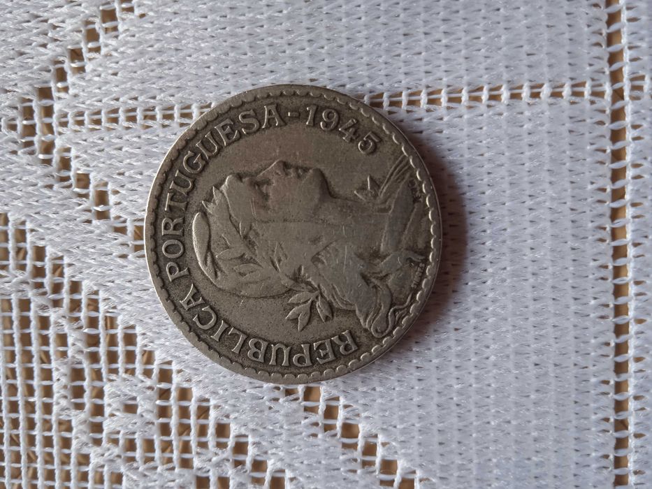 Moedas portuguesas e estrangeiras (séc. XX)