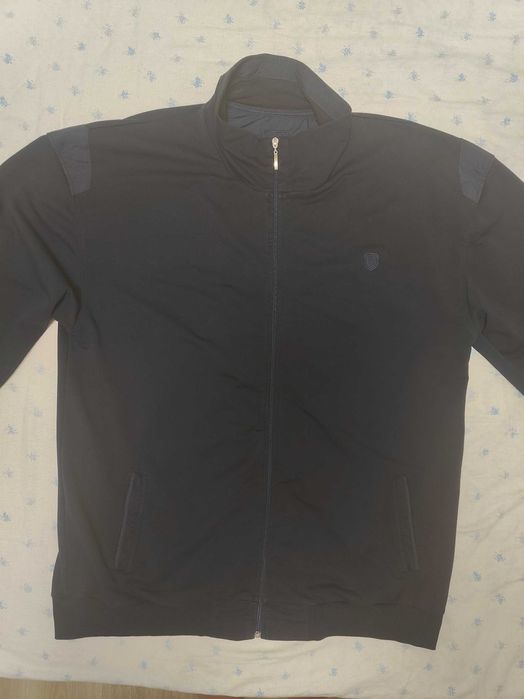 Продається чоловічий спортивний костюм великого розміру (батал).