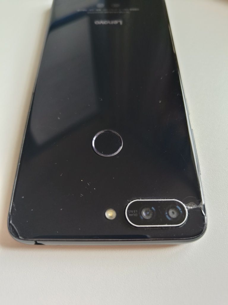 Смартфон Lenovo K5 3/32GB Black