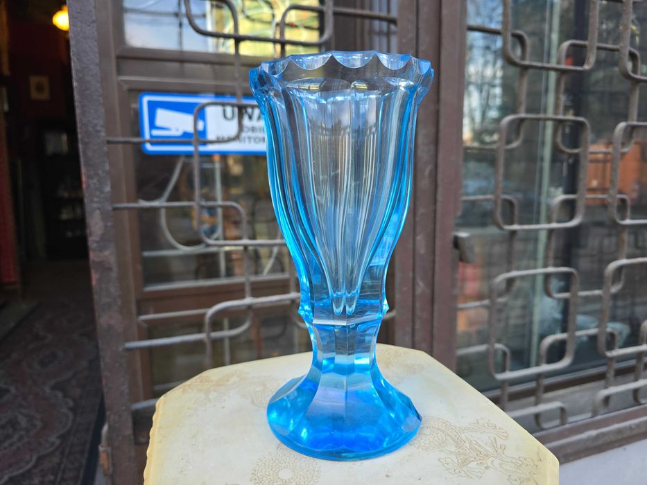 Stary szklany niebieski wazon anrt deco