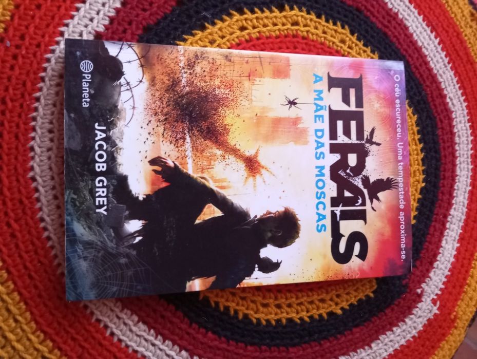 Jacob Grey - Ferals a mãe das moscas livro 2