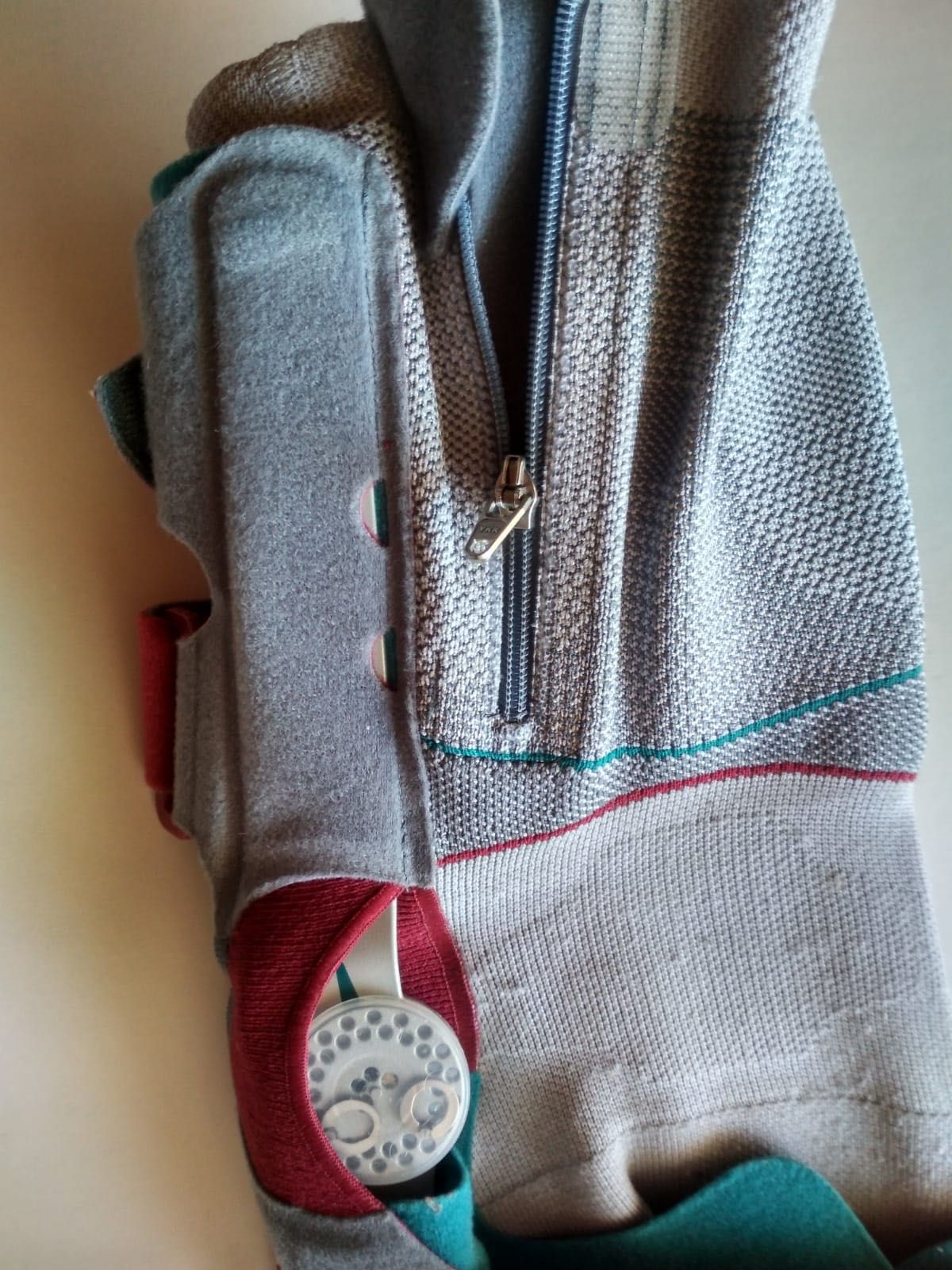 Orteza na prawe kolano Softec Genu r.3 Bauerfeind