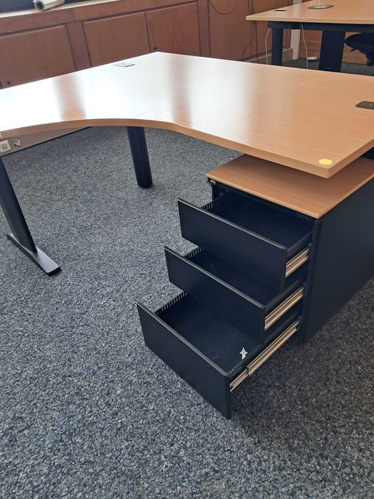 Mesa de escritorio/secretaria