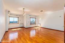 Apartamento T2 para arrendamento