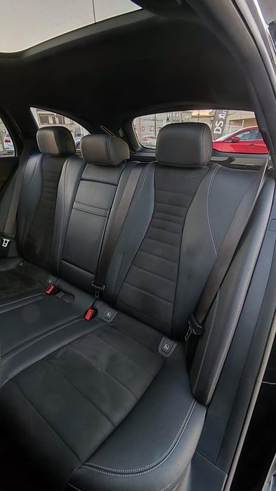 Mercedes-Benz E 300 de AMG Line