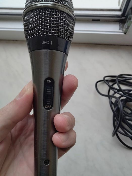 Микрофон пррводной LG