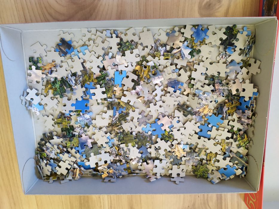 Puzzle 500 elementów.