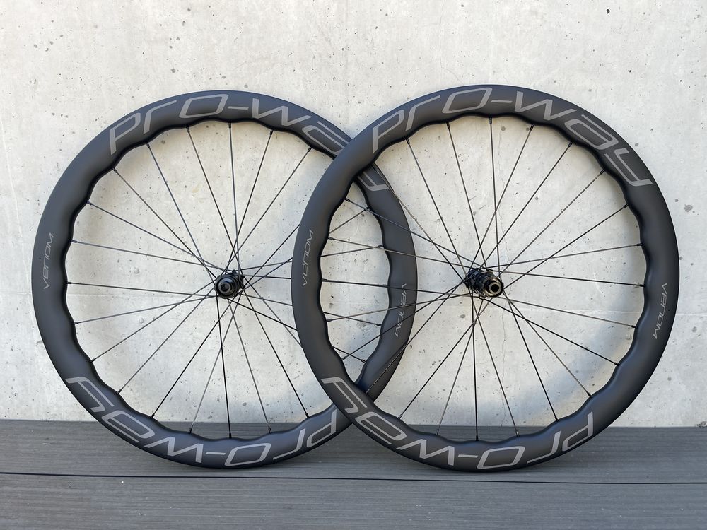 Koła szosowe carbon PRO-WAY VENOM 45/50mm GRAY 1425g (gravel)