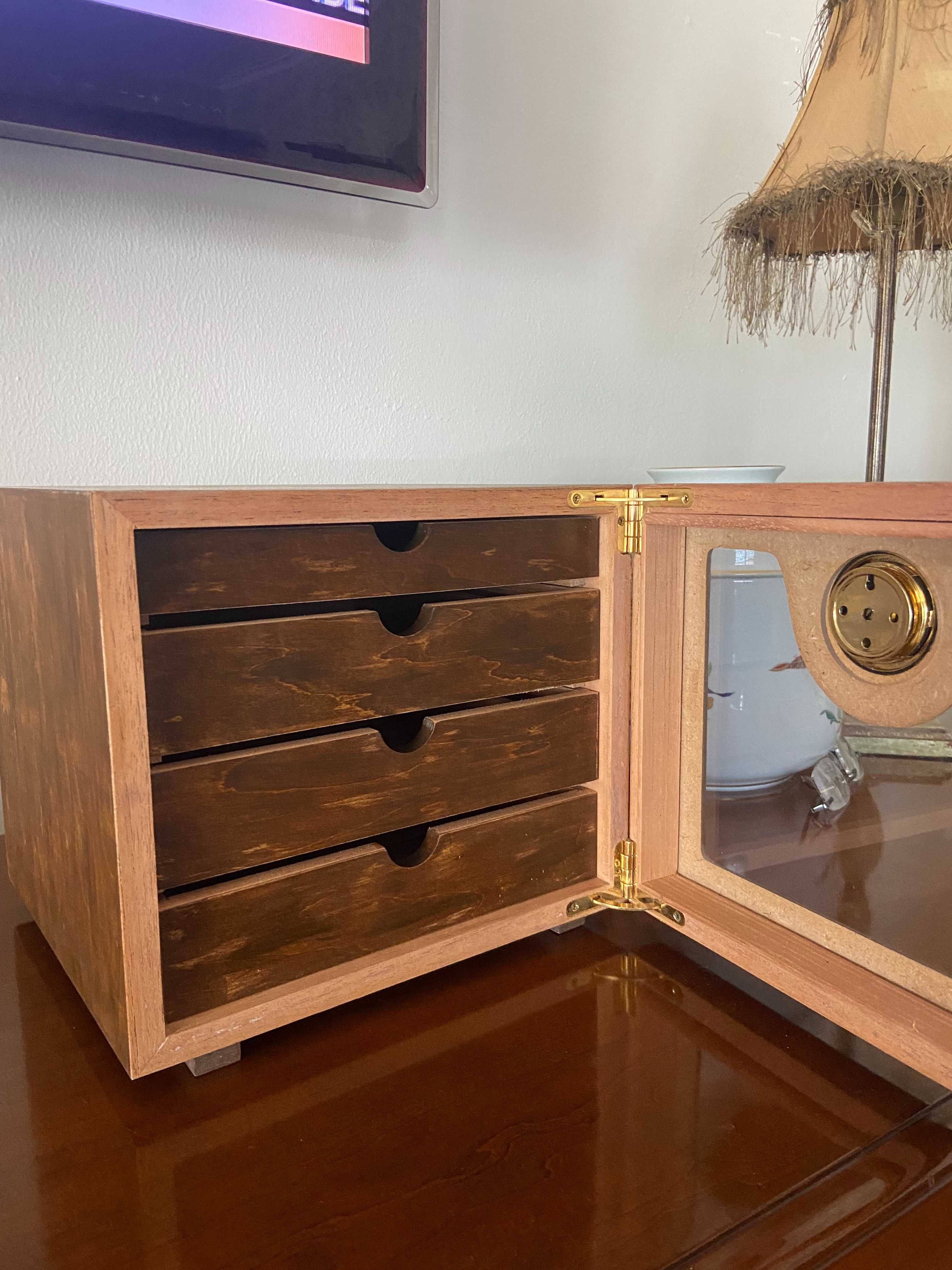 Humidificador charutos (Humidor)