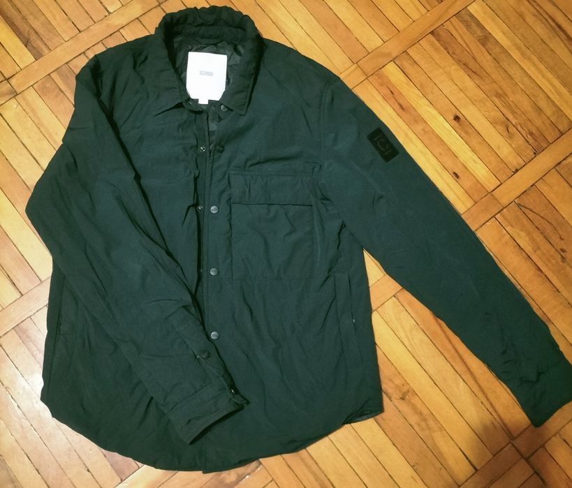 Вітровка чоловіча