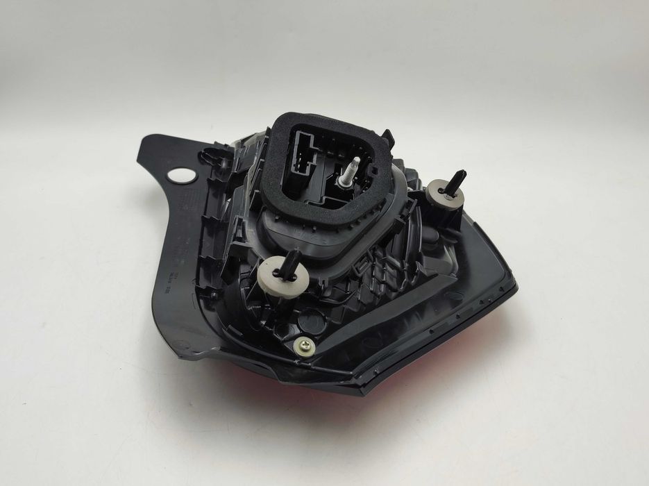 RENAULT TWINGO 3 III Lift 18- Lampa Tylna Prawa LED Reflektor Tył EU