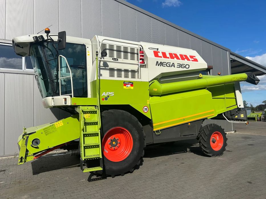 Claas Mega 360  Kombajn Claas Mega 360 heder 2007 Rok 6 m Kamera cofania