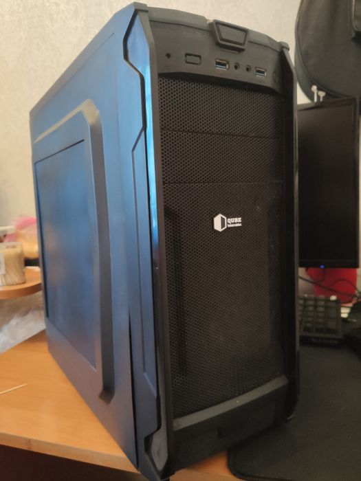 Ігровий комп'ютер ПК Ryzen 7 3700x