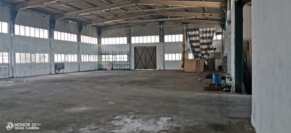Wynajmę hale magazynowo- produkcyjną  o powierzchni  700m2
