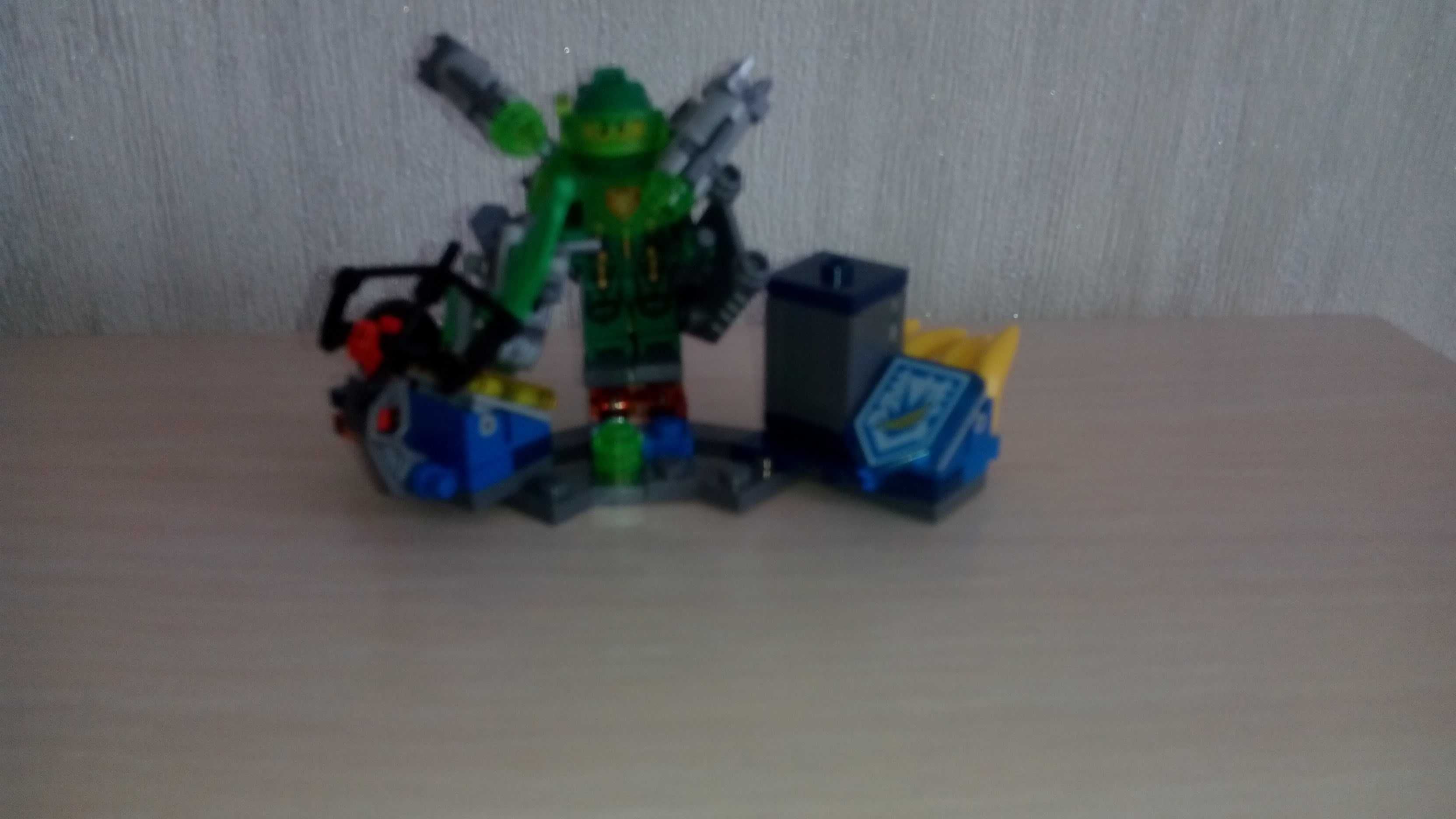 Конструктор лего lego nexo knight нексо найтс 70332