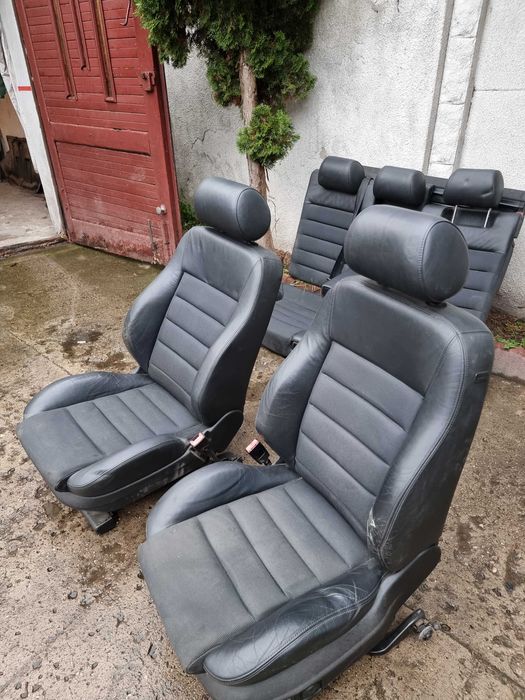 Tapicerka fotele wnętrze półskóra Audi A6 C5 Avant Kombi S Line