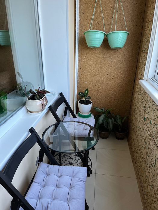 Продається 3-кімнатна квартира з індивідуальним опаленням біля АТБ