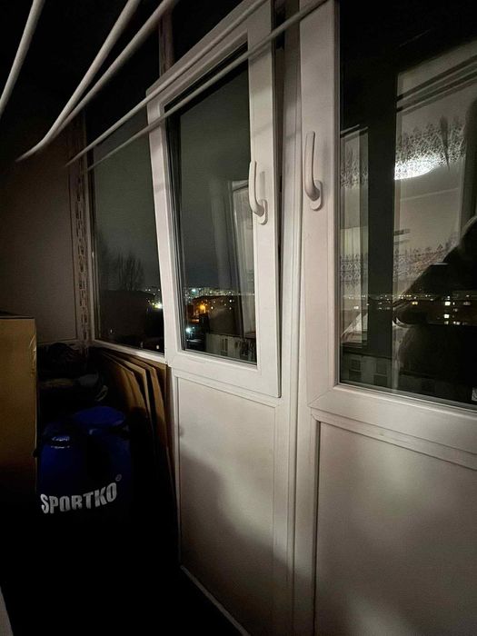 Продам 2-х.кім.на Шептицького(центр міста)