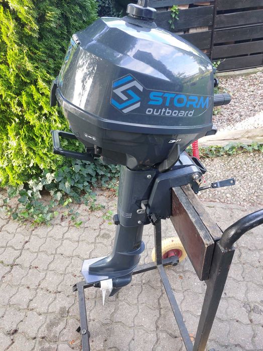 Silnik zaburtowy Storm 4t 4 km s.