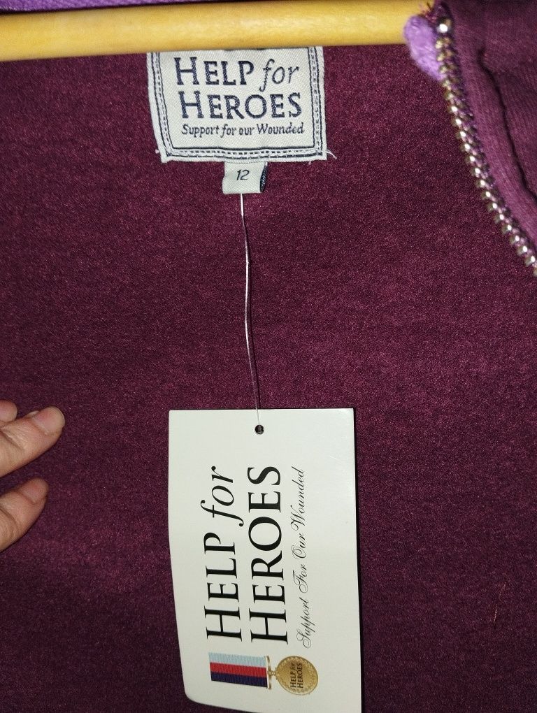Кофта-толстовка на утеплении Help for heroes фирменная  12 размер