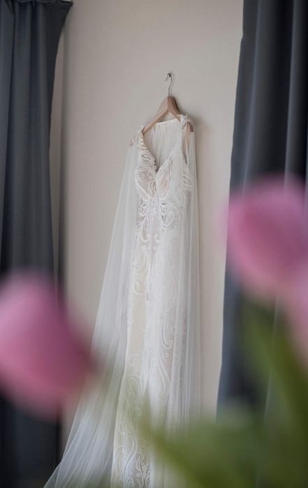 Suknia ślubna Avenue 22 Emily S 36 Kremowa Różowa Rybka Koronkowa