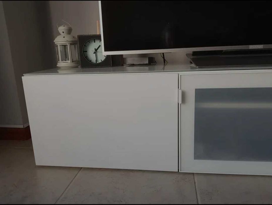 Móvel de sala 180x40, suporte de televisão com vidro, estado como novo