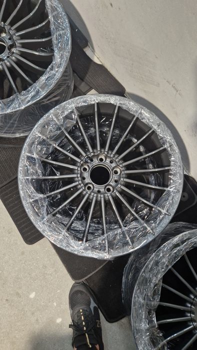 Sprzedam Piękne  felgi 20 cali oryginalna Alpina