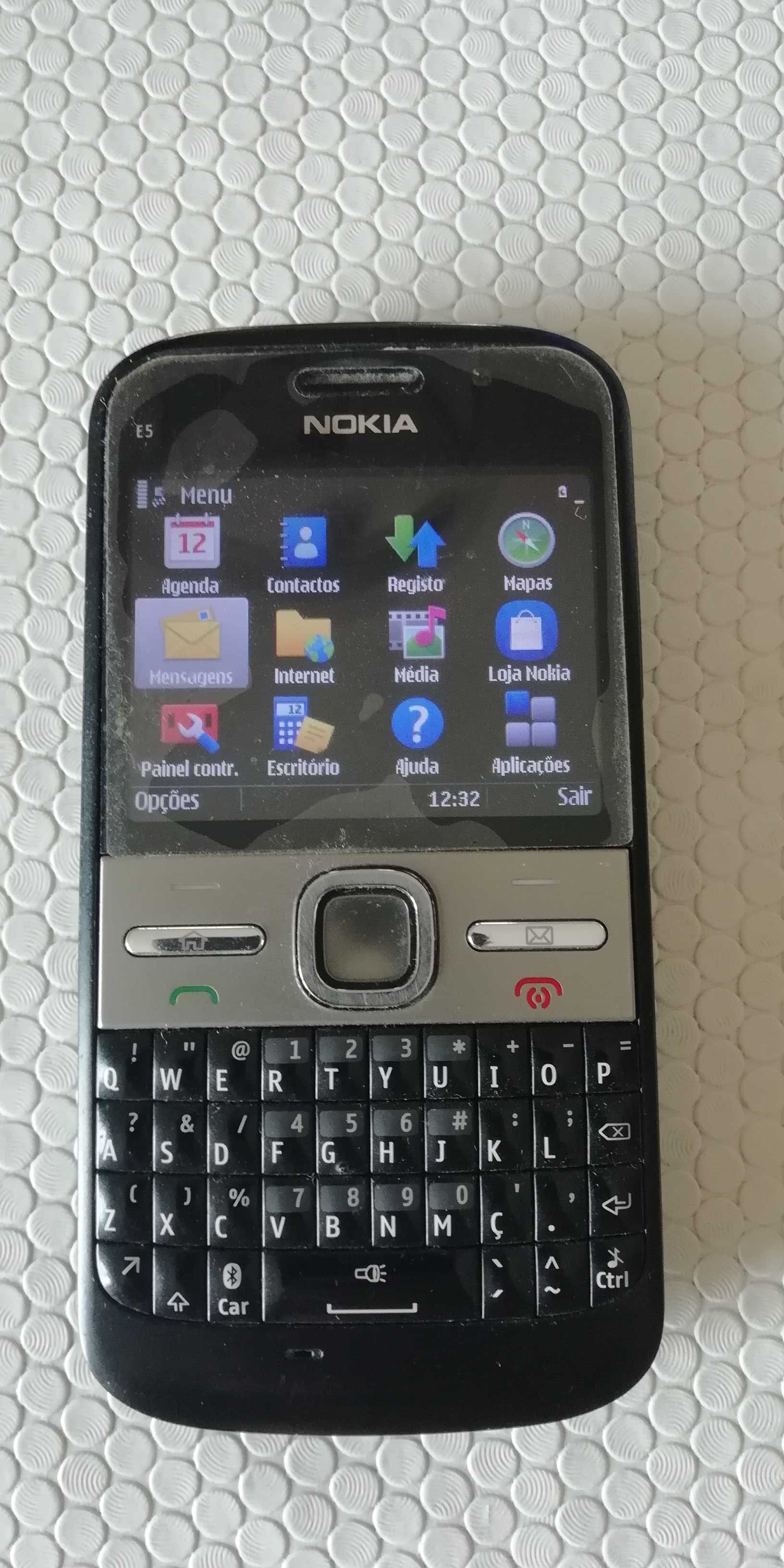 Vendo Nokia E5 - a funcionar