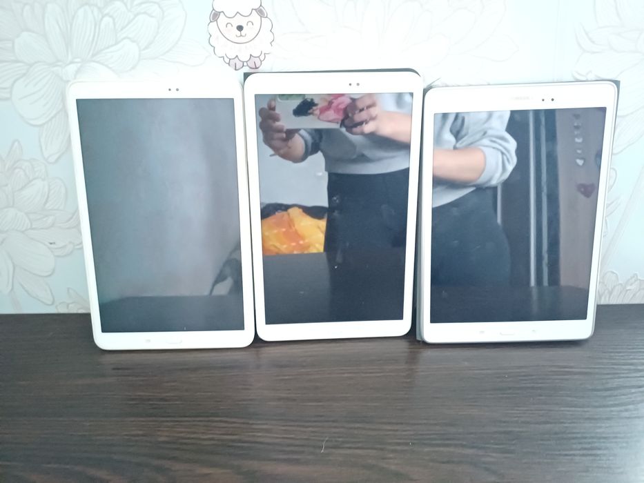 Продам планшети Samsung