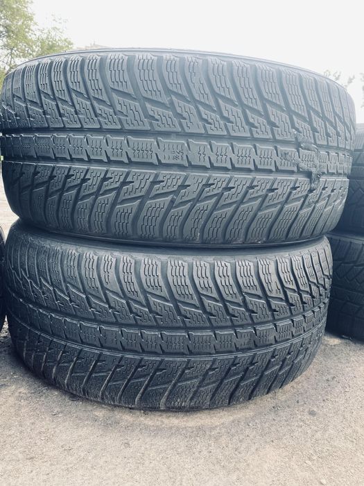 275 40 21 Nokian wr suv 3 85%