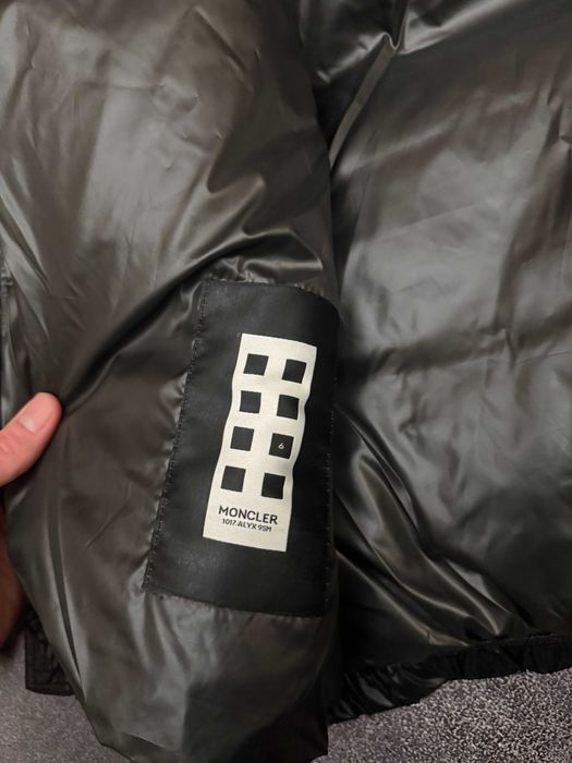 Пуховик Moncler Puffer Jacket Black x 1017 ALYX 9SM Shell Hooded