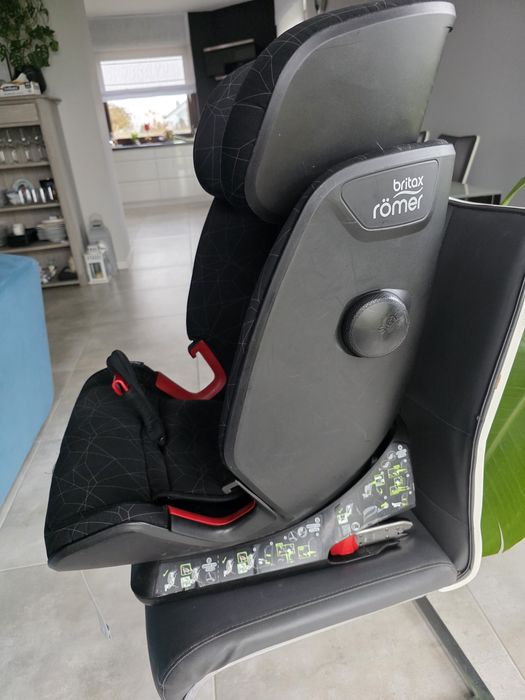 Fotelik Samochodowy Britax-Romer Advansafix IV R 9-36 kg