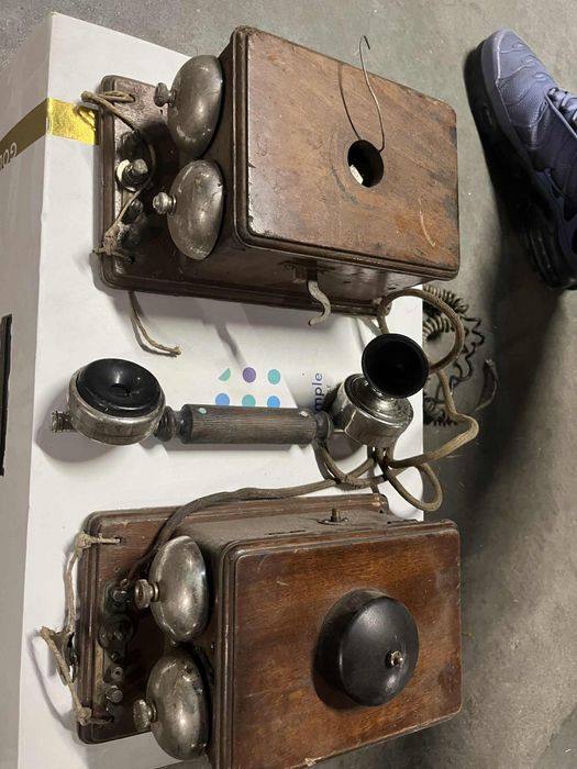 Telefon - kolekcjonerski  z drzewem