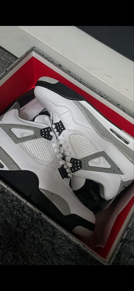 Nike Air Jordan 4 White cement