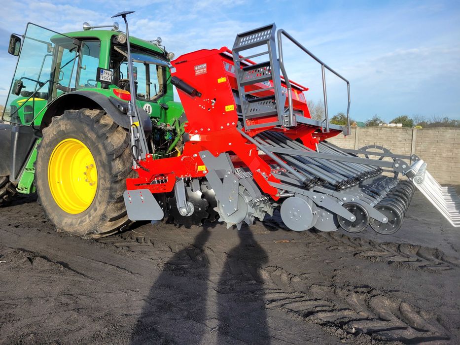 Siewnik Zbożowy Nabudowany Uprawowo-Siewny EURO-MASZ 2.5 3m Talerzowy