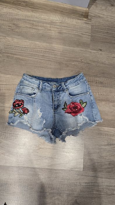 Spodenki jeansowe  szorty dzinsowe