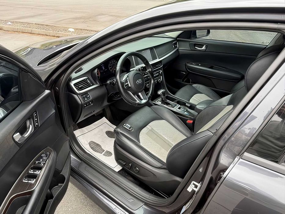 Kia Optima      2019