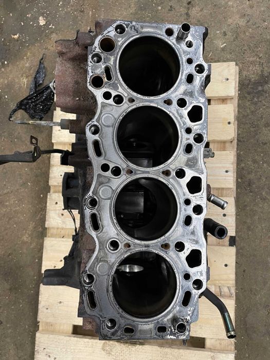 Toyota Rav 4    2,0 td   2000-2005гг.   Блок двигателя 1CD-FTV