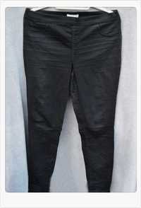 Czarne spodnie rozmiar L H&M