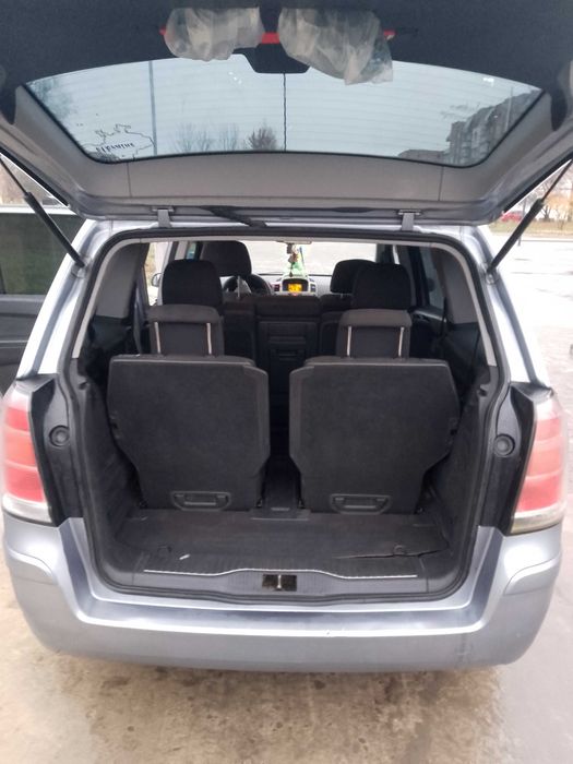 продам Opel Zafira B