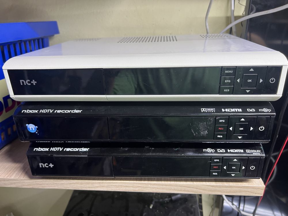 3 dekodery nbox enigma 2