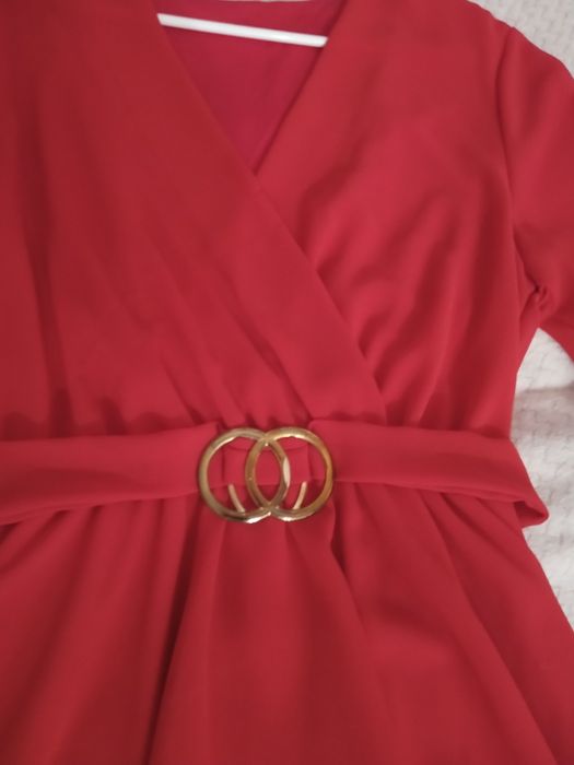 Czerwona sukienka L