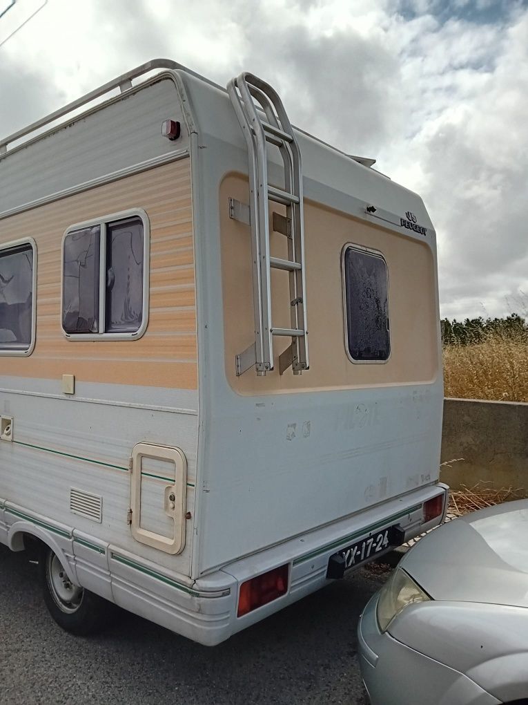 Autocaravana Peugeot j5 2.5 d 77 mil kms reais