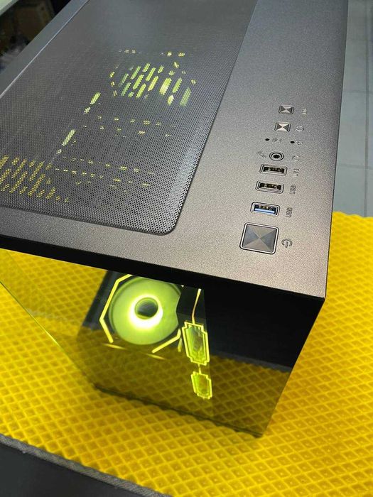 ТОП Ігровий ПК Ryzen 7 7800x3d + 32Gb DDR5 + SSD 1000 Gb + RTX 5070