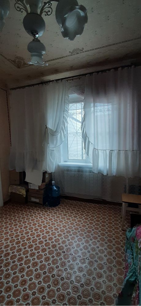 Продам на Пятом Заречном Четырехкомнатную квартиру с электро отопл.