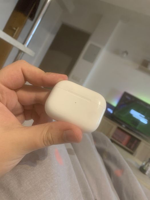 Кейс оригінал AirPods pro 2 a2700