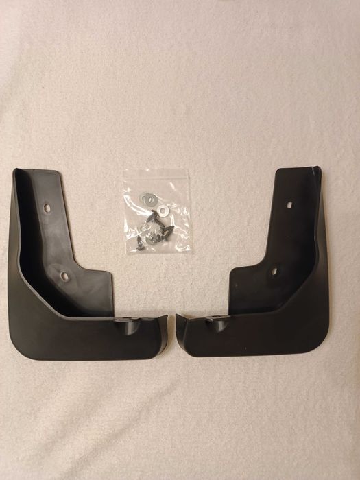 TOYOTA CAMRY 50, 2011-2014р.в., бризковики передні, нові з кріпленнями