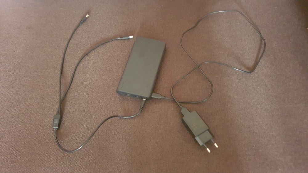 Продам дбж (UPS) для роутеру 20000мАг